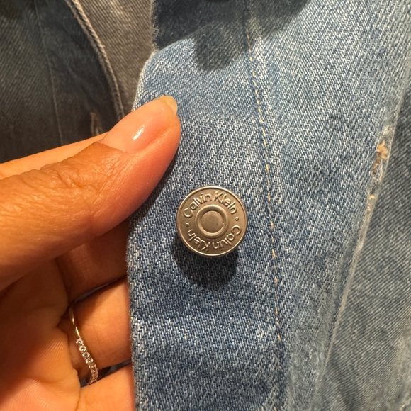 Calvin Klein Sunbleached Relaxed Denim Button-Down Shirt - Picture 9 of 10